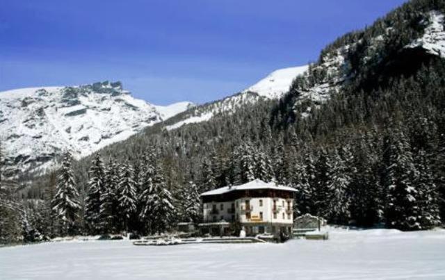 Hotel Le Campagnol Champoluc Exterior foto